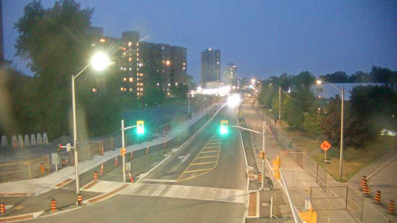 Traffic camera image at 2025-08-04 01:00:58