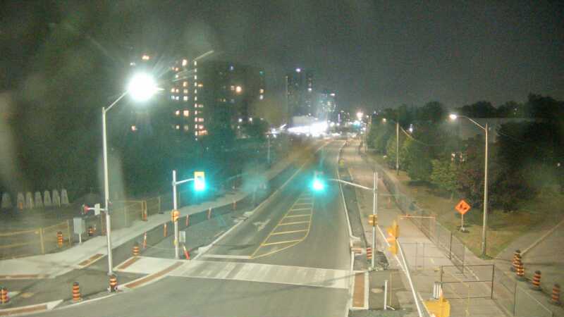 Traffic camera image at 2025-08-04 01:41:08