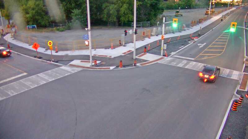Traffic camera image at 2025-08-25 00:11:09