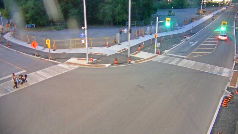 Traffic camera image at 2025-08-25 00:16:13