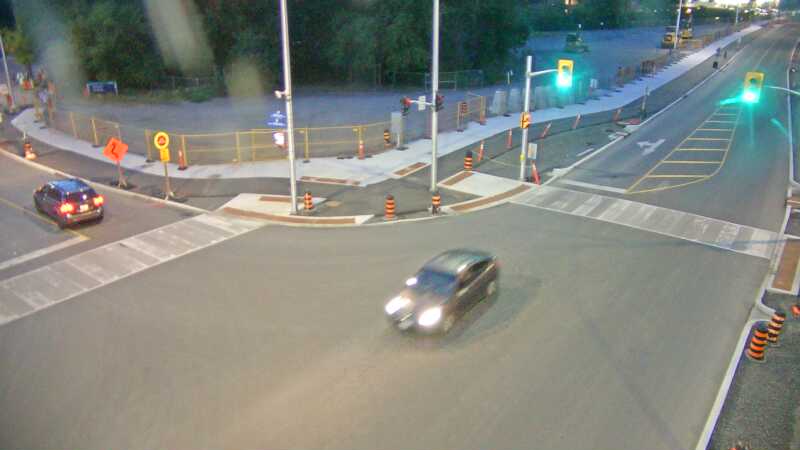 Traffic camera image at 2025-08-25 00:21:01