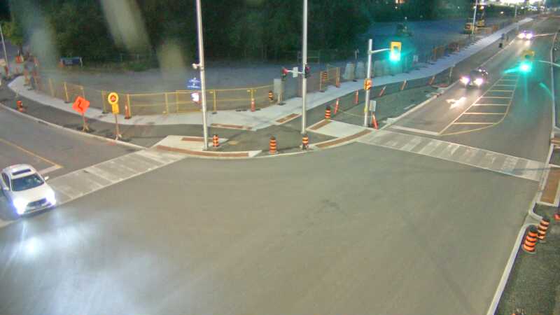 Traffic camera image at 2025-08-25 00:26:04