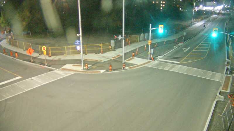 Traffic camera image at 2025-09-14 03:21:07