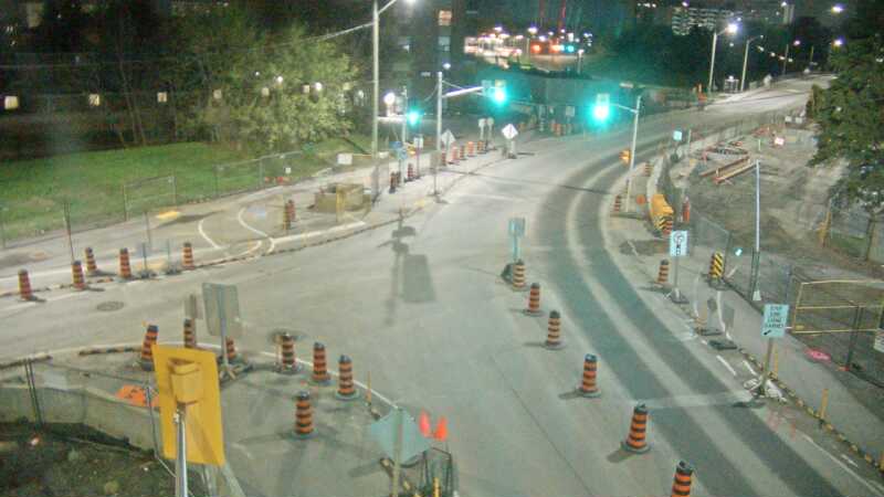 Traffic camera image at 2025-05-09 06:51:02