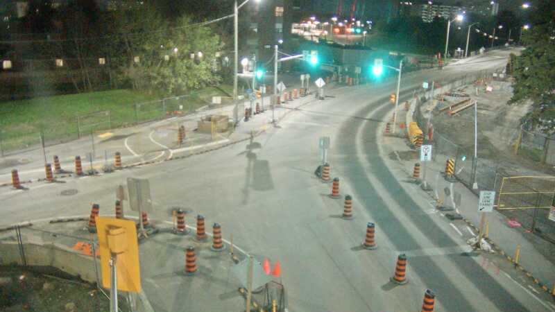 Traffic camera image at 2025-05-09 07:10:45