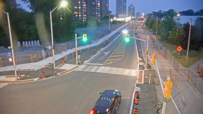 Traffic camera image at 2025-07-31 00:56:09