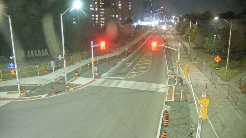 Traffic camera image at 2025-07-31 02:01:00