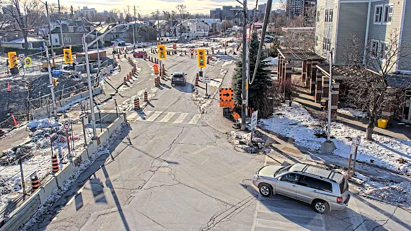 Traffic camera image at 2024-12-21 17:06:37