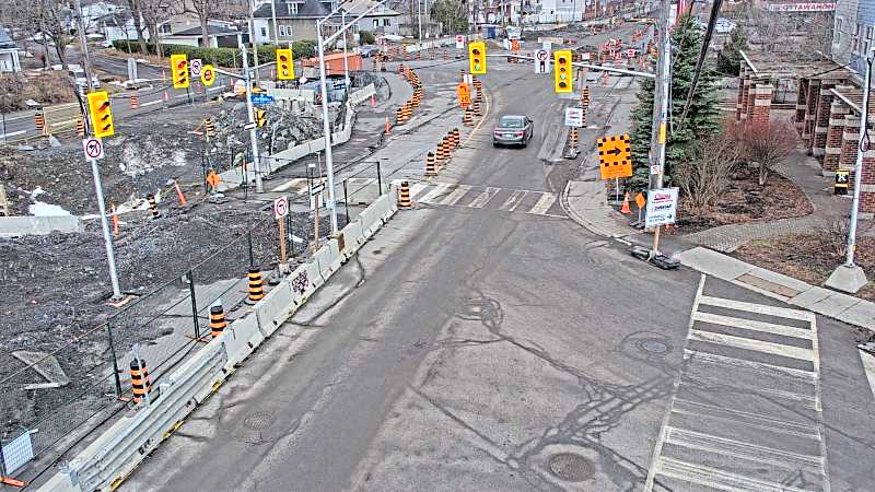 Traffic camera image at 2025-03-25 15:30:55