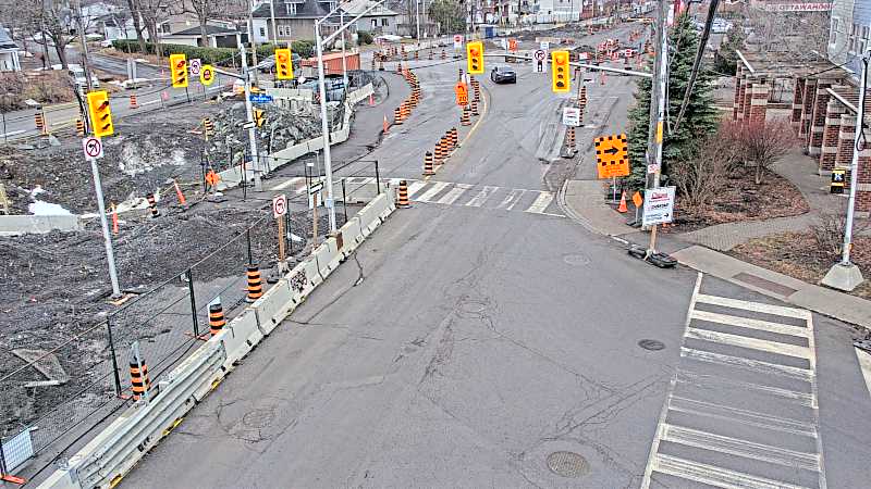 Traffic camera image at 2025-03-25 15:37:56