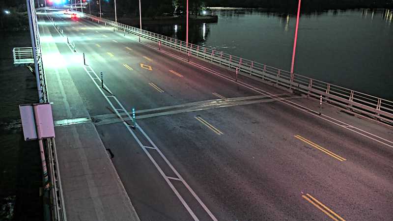 Traffic camera image at 2025-07-12 04:46:14