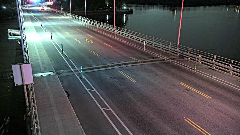 Traffic camera image at 2025-07-12 05:21:10