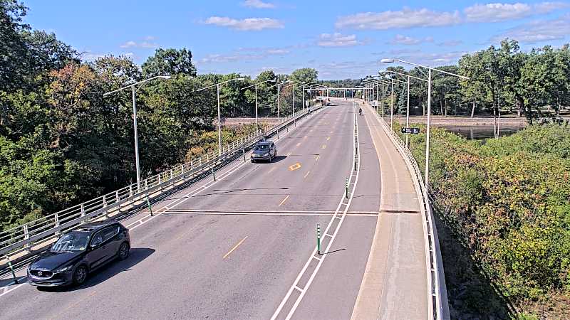 Traffic camera image at 2025-09-14 18:06:25