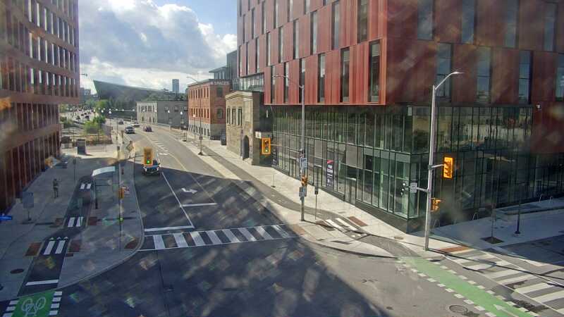 Traffic camera image at 2025-08-24 14:31:16