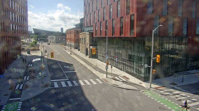 Traffic camera image at 2025-08-24 14:51:07