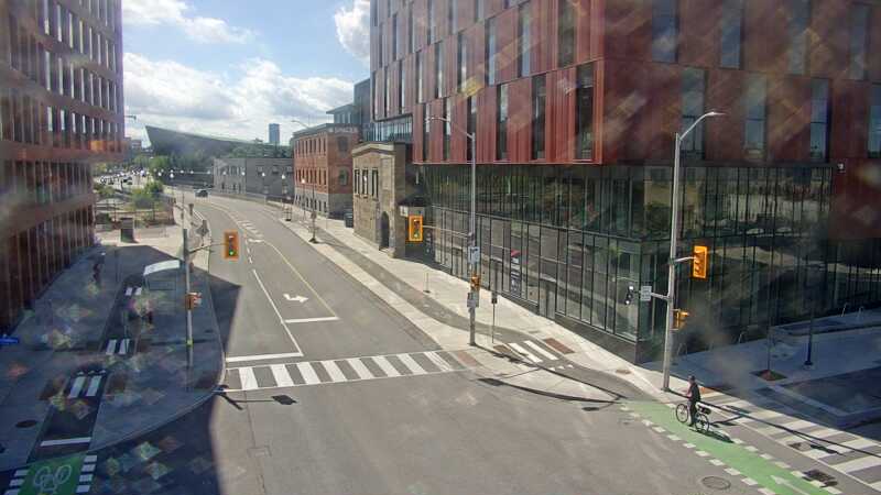 Traffic camera image at 2025-08-24 15:16:18
