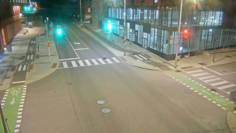 Traffic camera image at 2025-09-17 06:31:26