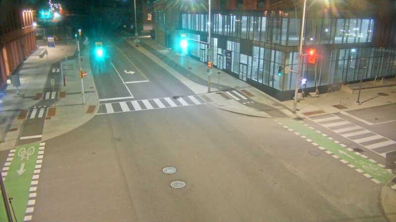 Traffic camera image at 2025-09-17 07:21:07