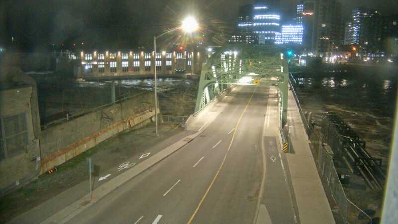 Traffic camera image at 2025-05-09 06:45:52