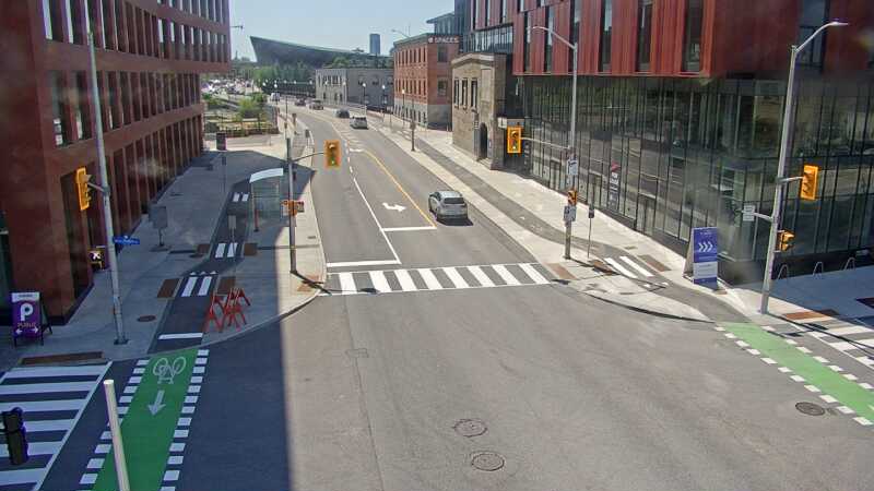 Traffic camera image at 2025-06-30 15:31:15