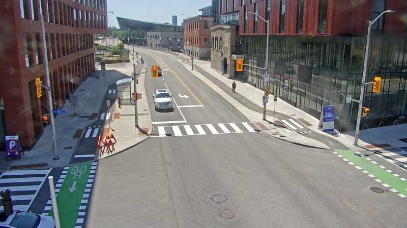 Traffic camera image at 2025-06-30 15:46:16