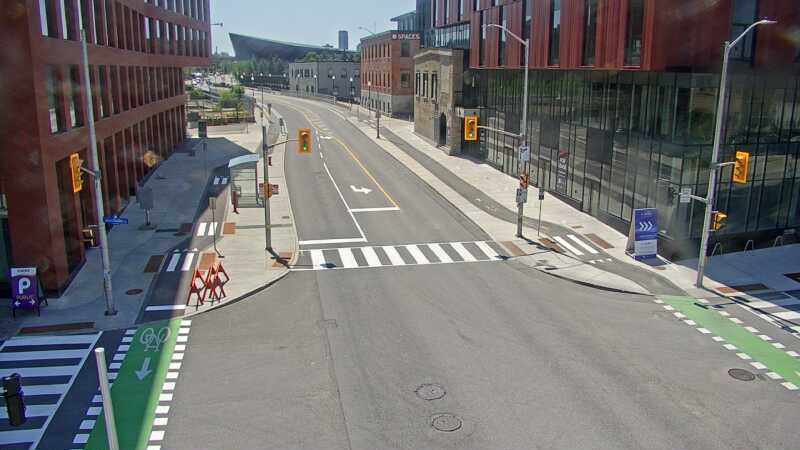 Traffic camera image at 2025-06-30 15:51:14