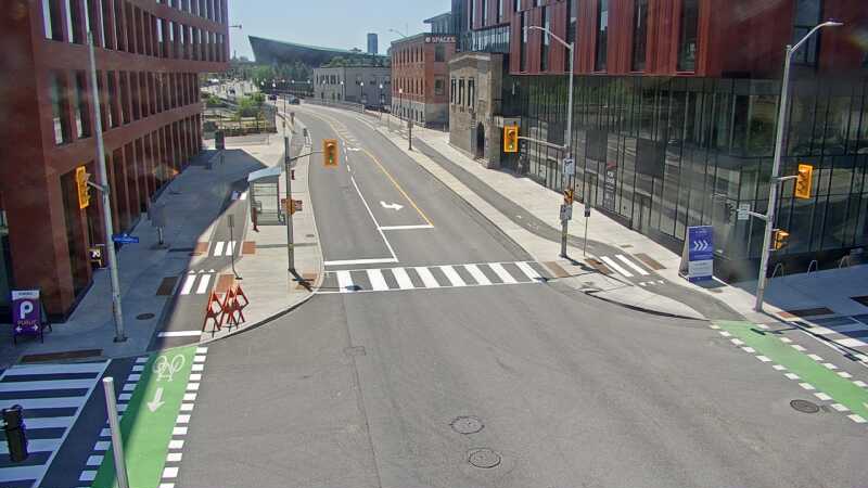 Traffic camera image at 2025-06-30 15:56:18