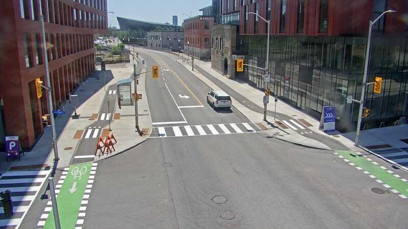 Traffic camera image at 2025-06-30 16:11:22