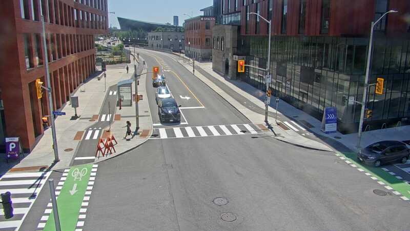 Traffic camera image at 2025-06-30 16:41:11