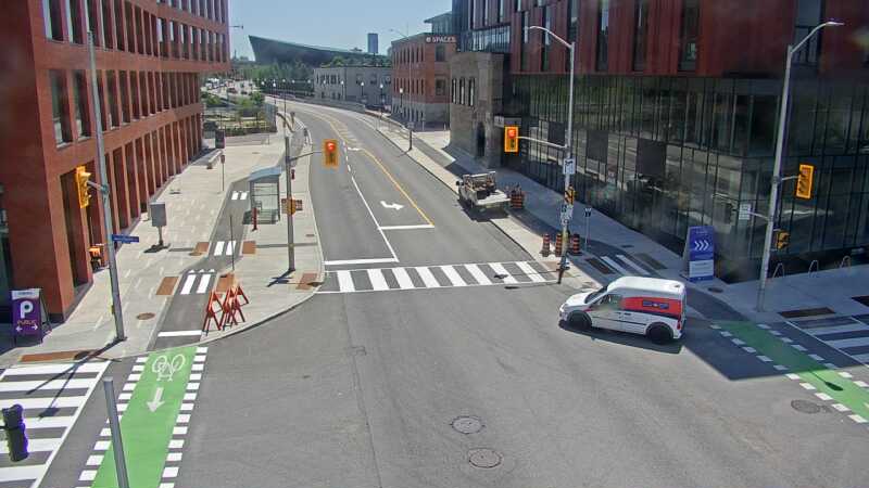 Traffic camera image at 2025-06-30 17:06:20