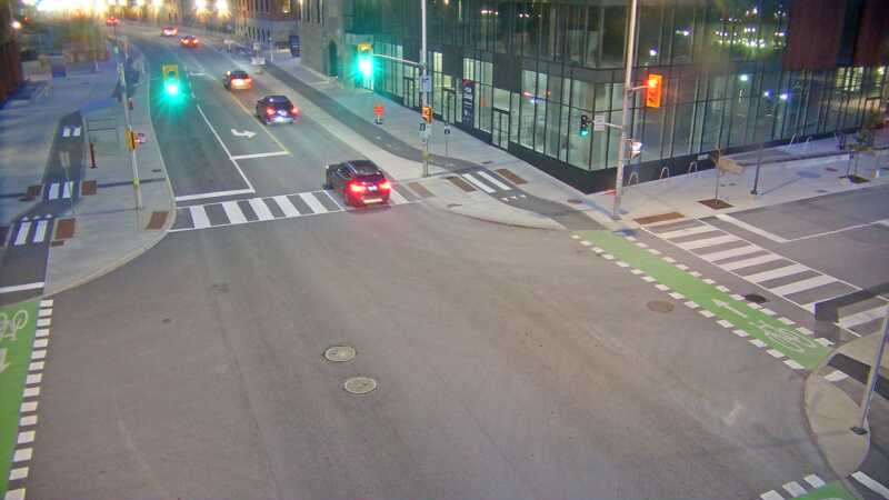 Traffic camera image at 2025-07-31 00:56:15