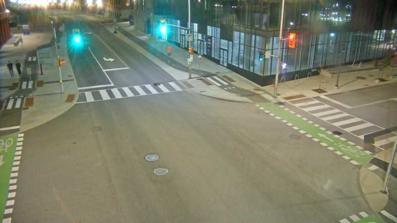 Traffic camera image at 2025-07-31 02:01:01