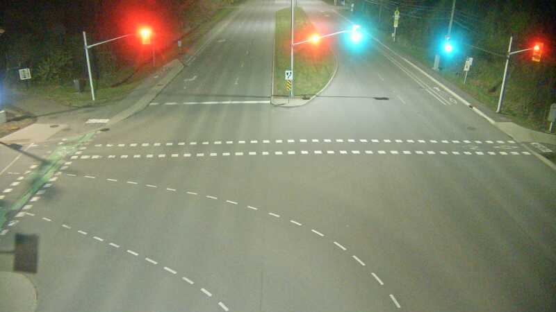 Traffic camera image at 2025-05-09 06:45:52