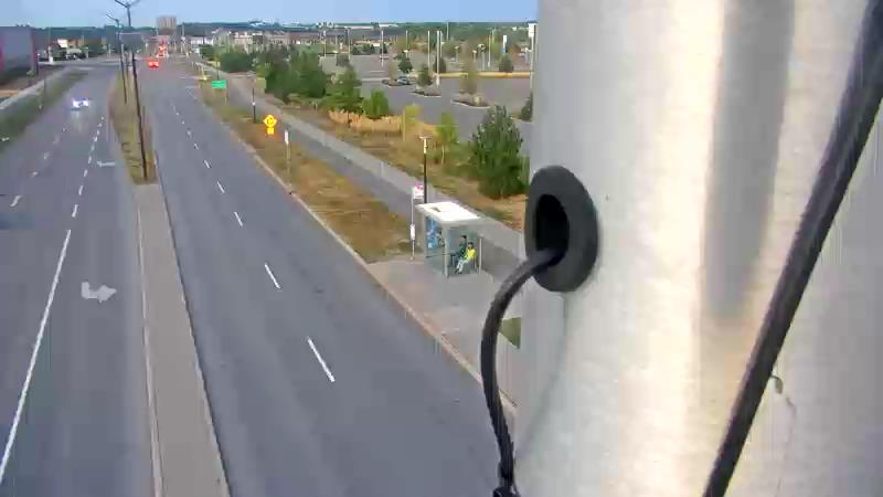 Traffic camera image at 2025-08-25 00:01:12