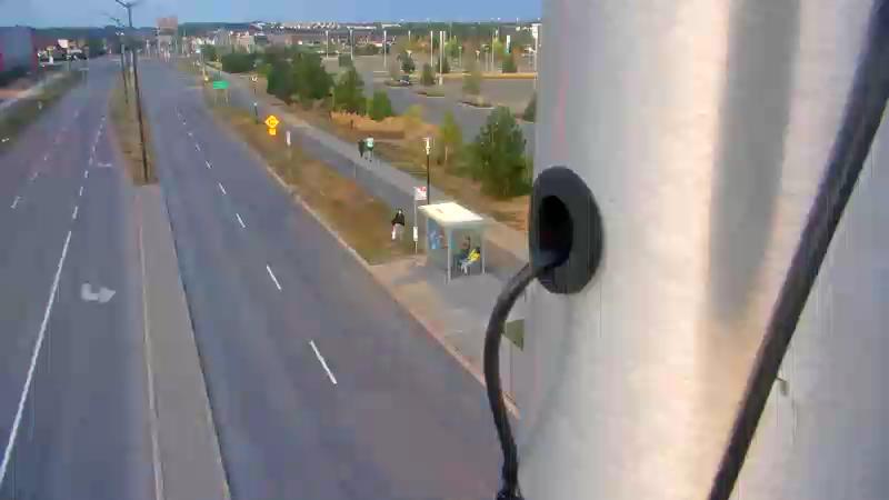 Traffic camera image at 2025-08-25 00:11:12