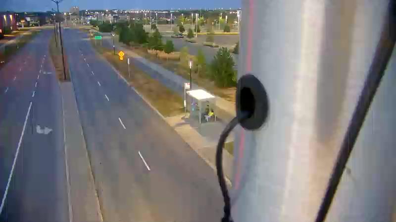Traffic camera image at 2025-08-25 00:16:13