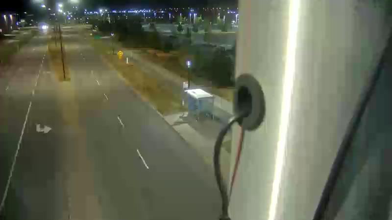 Traffic camera image at 2025-08-25 03:31:23
