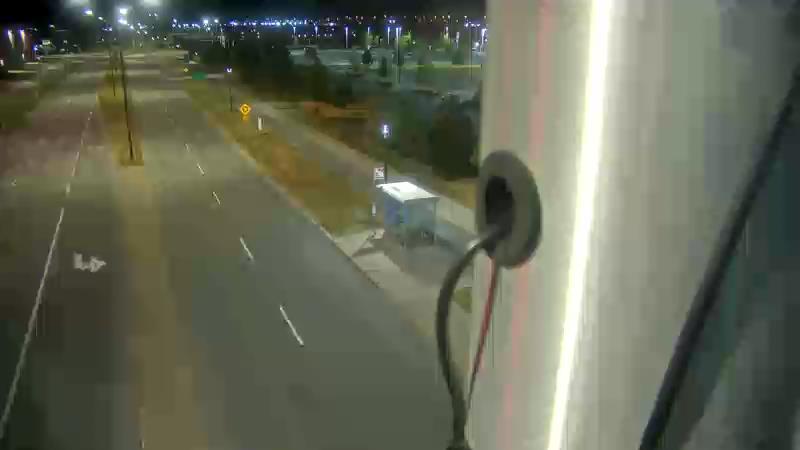 Traffic camera image at 2025-08-25 04:06:10