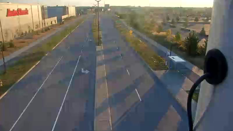 Traffic camera image at 2025-09-01 11:01:06