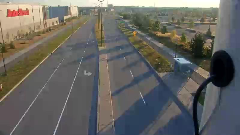 Traffic camera image at 2025-09-01 11:16:17