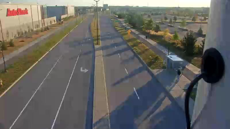 Traffic camera image at 2025-09-01 11:21:07