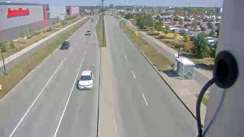 Traffic camera image at 2025-09-14 17:26:07