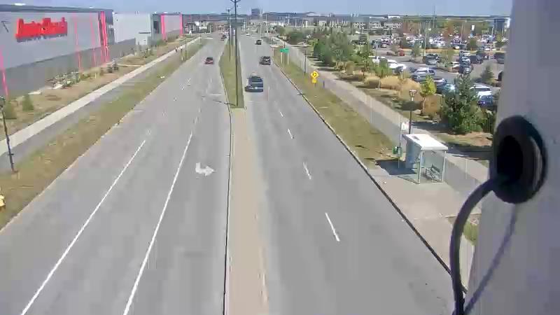 Traffic camera image at 2025-09-14 17:56:24