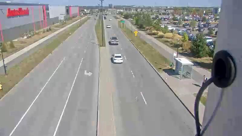 Traffic camera image at 2025-09-14 18:01:35