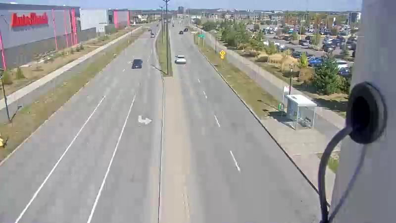 Traffic camera image at 2025-09-14 18:36:12