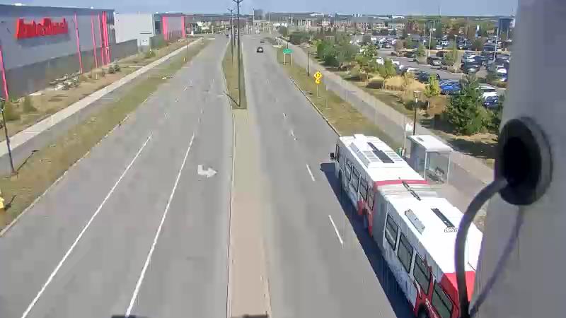 Traffic camera image at 2025-09-14 18:51:23