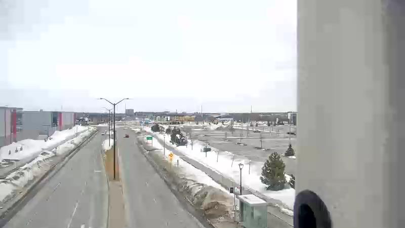 Traffic camera image at 2025-03-09 13:46:15