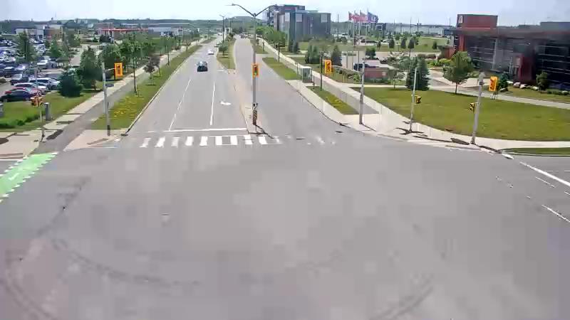 Traffic camera image at 2025-06-30 18:11:15