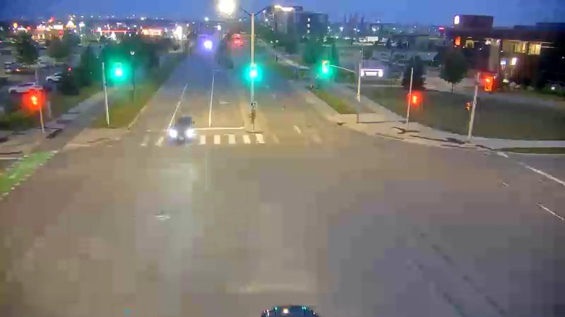 Traffic camera image at 2025-07-31 00:56:15