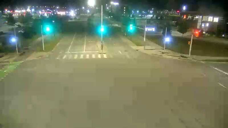 Traffic camera image at 2025-07-31 02:01:03